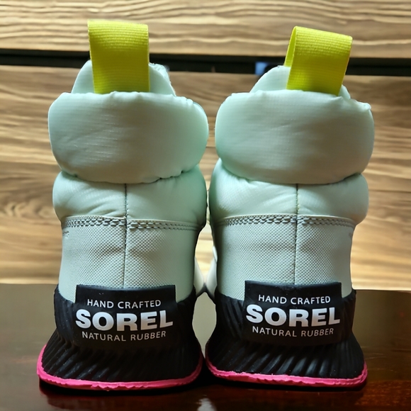 Sorel Out N About III Puffy Zip WP Size 9.5 - Sea Sprite, Chalk - Picture 3 of 4